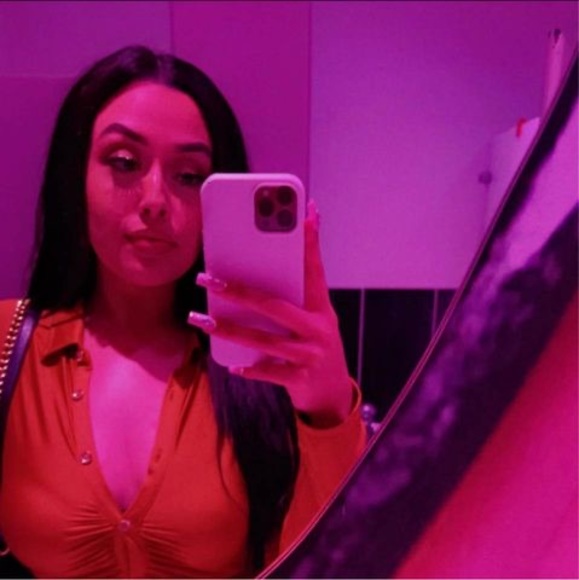 Meet your Posher, Yurinezy - Picture 1 of 1